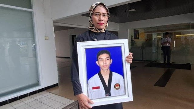Hati Ibunda Muhammad Hasya Berkata: Jangan Pernah Keluarkan Setetes Air Mata pun di Depan Polisi